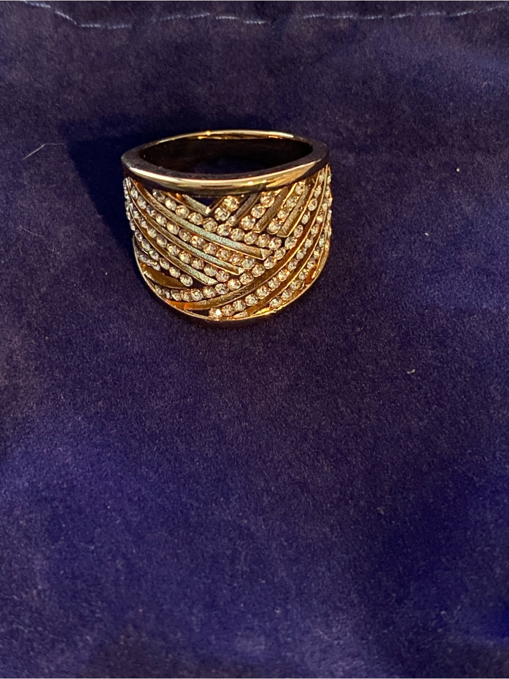 NWT Gold  Pave Wave Statement Ring - Womens Size 9